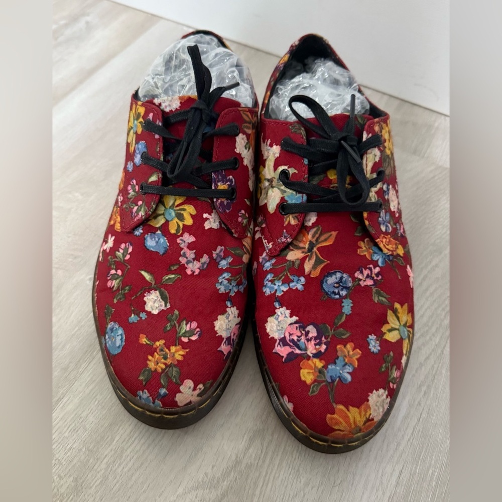Dr. Martens Red and Black Flats with Chunky Sole Sz 10 - Picture 4 of 13